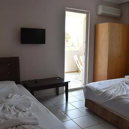 Ozcan Pensión Marmaris